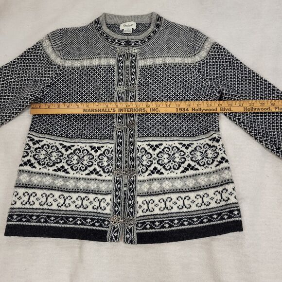 Cambridge Dry Goods Sweater Womens Size Small Wool RN 75343 Grandma Winter Cold - Picture 6 of 16